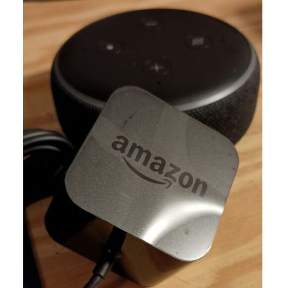 Echo Dot 3rd Generation New Without Box - Picture 3 of 5